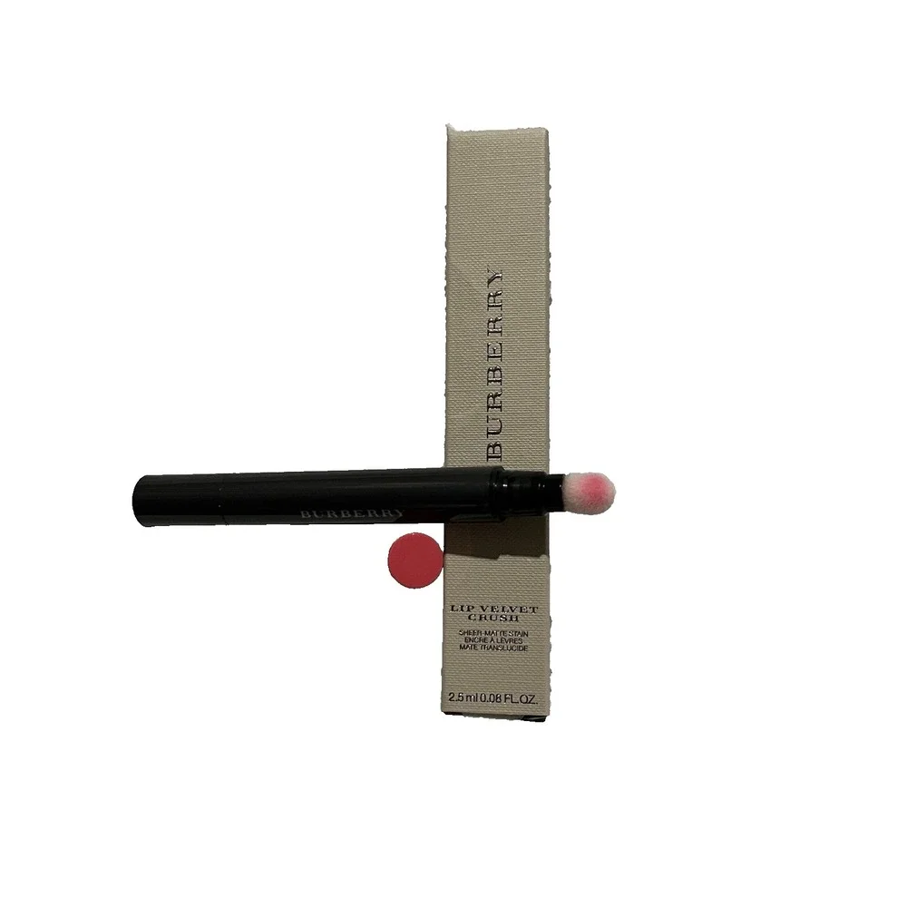 Burberry lip velvet